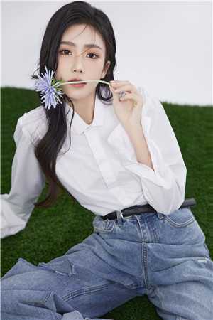 结局+番外废土没有傻白甜，我觉醒兽血后赢麻了季辰南白榆