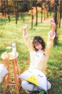 诸天钱庄：从契约女帝开始，主宰万界苏红月李问闲全局